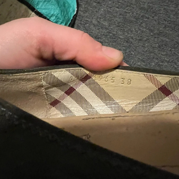 Burberry Olive Suede Ballet Flats, size 38 - Picture 8 of 9